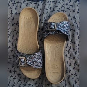 Women's Crocs Slide Sandals - Multicolor Size 11